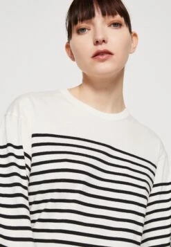 ARKET Long Sleeved Top - Off White Stripe -Arket UK Sales Store dafa58efb7b449e7964f94985d0b9d91