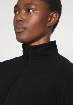 ARKET Fleece Jacket - Black -Arket UK Sales Store e0f744730b304e11abc3b840e50b85f5