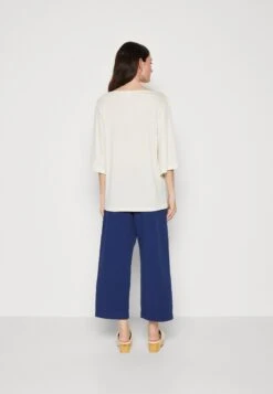 ARKET Long Sleeved Top - White -Arket UK Sales Store e2adc63d9c5341218ea1ca2c6a984c50