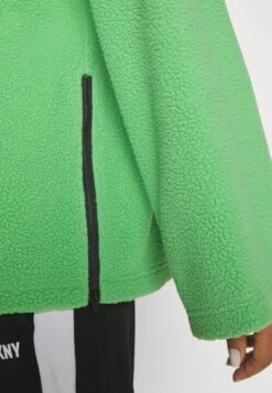ARKET Fleece Jumper - Green -Arket UK Sales Store e52f0b7ed08c4834baead69d6d99fb36