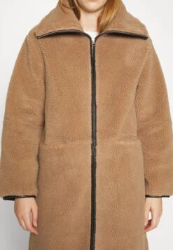 ARKET Training Jacket - Dark Beige -Arket UK Sales Store e76463830cae495fbd597b39cc2818b1