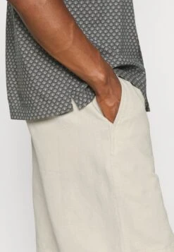 ARKET Shorts - Beige -Arket UK Sales Store e8d541c87363462998464933bc32d9af