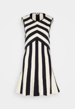 ARKET Jumper Dress - Jumper Dress -Arket UK Sales Store e92abb1395e14d2f908c4c4adcd105ee