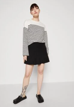ARKET Long Sleeved Top - Off White Stripe -Arket UK Sales Store e9ca3877f97542729d26d9a59c0b040f