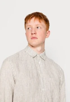 ARKET Shirt - Khaki Green -Arket UK Sales Store ec5ce804a44c445485b5bb4595b18f06