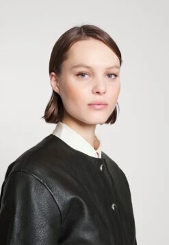 ARKET Leather Jacket - Black -Arket UK Sales Store f125a483cc454794a0a08e134cf55904