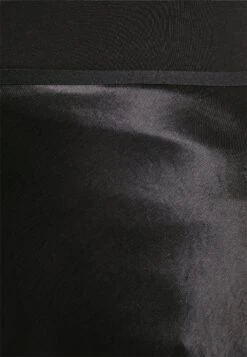 ARKET A-Line Skirt - Black 11 ARKET A-Line Skirt - Black -Arket UK Sales Store fad4ff59aaf84d478ab181647e198050