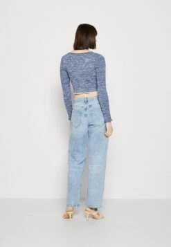 ARKET Relaxed Fit Jeans - Blue -Arket UK Sales Store fd74c290605b487f8fffbe371aa79295