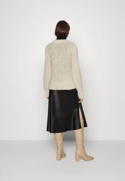 ARKET A-Line Skirt - Black 8 ARKET A-Line Skirt - Black -Arket UK Sales Store fdcad7546c9947168b9021c336d52a3d